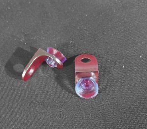 Glass shelf stud